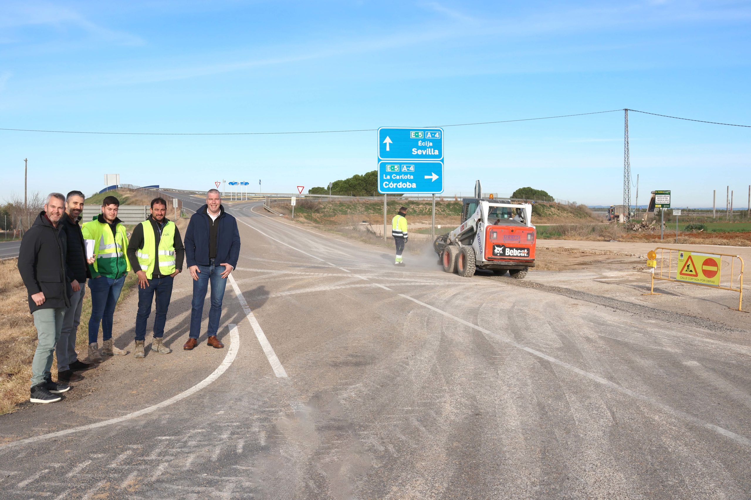 INICIADA LA SEGUNDA FASE DE LA PAVIMENTACIÓN CAMINO DE SERVICIO DE