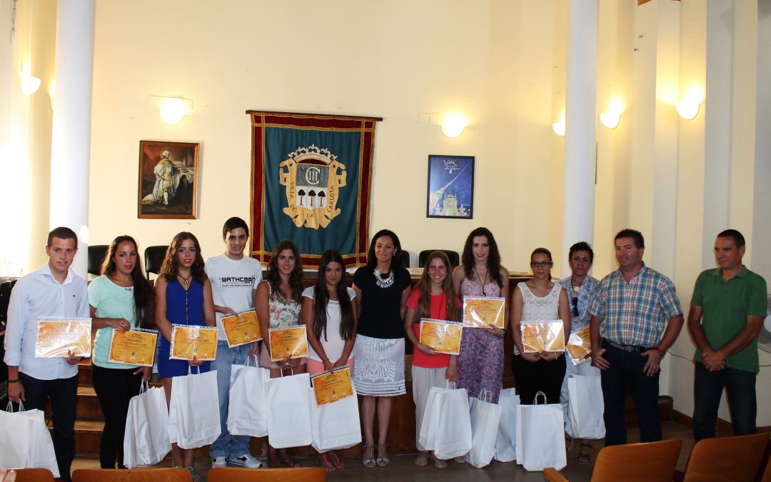 El AMPA El Búcaro entrega un reconocimiento a los mejores expedientes y notas de Bachillerato y Ciclo de Grado Superior 1