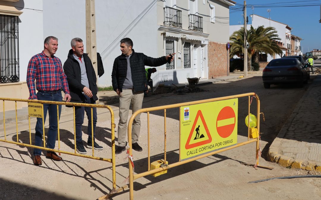 LAS CALLES BATALLA DE LEPANTO, FRANCIA, JUAN VARELA Y FERNÁN CABALLERO EN LA CARLOTA CONTARÁN CON NUEVAS INFRAESTRUCTURAS A TRAVÉS DEL PFEA